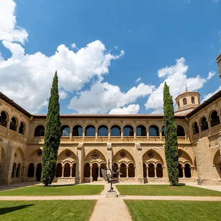 Castilla Termal Monasterio De Valbuena 5*