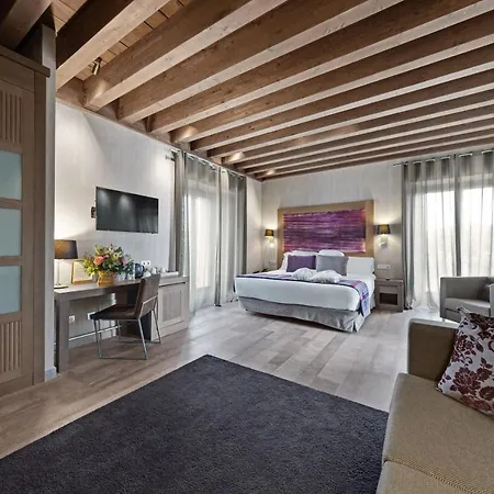 Castilla Termal Monasterio De Valbuena 5*