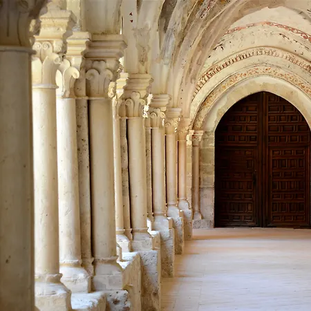 Castilla Termal Monasterio De Valbuena 5*
