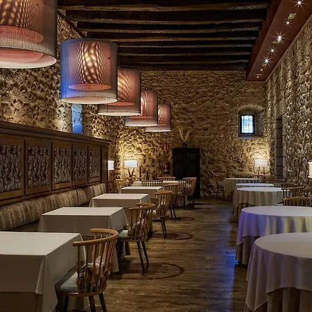 Hotel Castilla Termal Monasterio De Valbuena 5*
