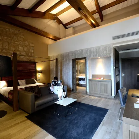 Castilla Termal Monasterio De Valbuena - Small Luxury