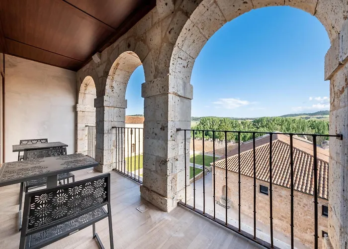 Hotel Castilla Termal Monasterio De Valbuena - Small Luxury 5*