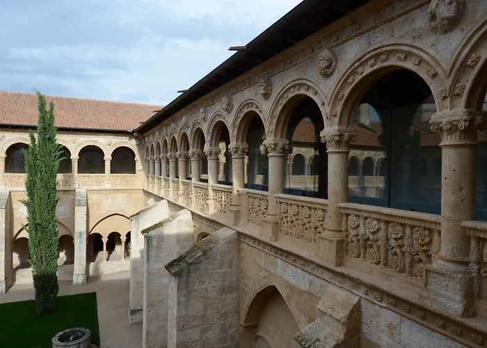 酒店 Castilla Termal Monasterio De Valbuena - Small Luxury 5*