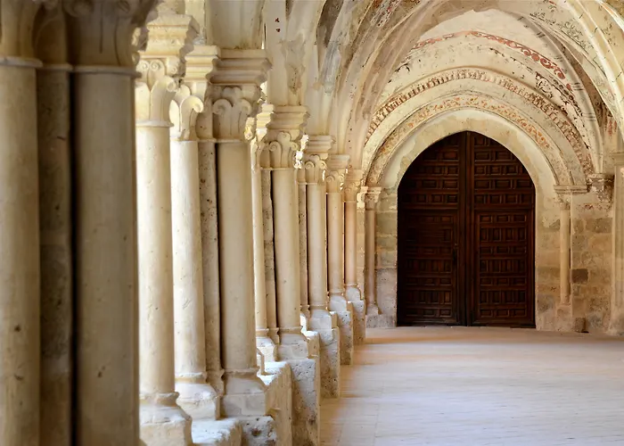 Castilla Termal Monasterio De Valbuena - Small Luxury 5*