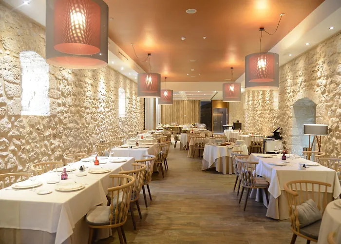 Hotel Castilla Termal Monasterio De Valbuena - Small Luxury 5*