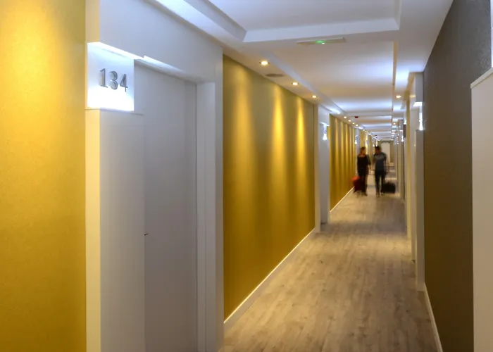 Castilla Termal Monasterio De Valbuena - Small Luxury