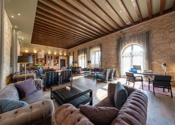 Castilla Termal Monasterio De Valbuena - Small Luxury