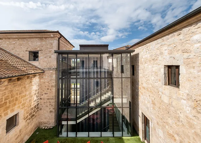 Castilla Termal Monasterio De Valbuena - Small Luxury 酒店