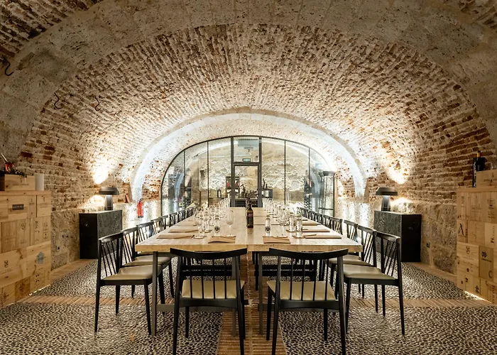 Castilla Termal Monasterio De Valbuena - Small Luxury 5*